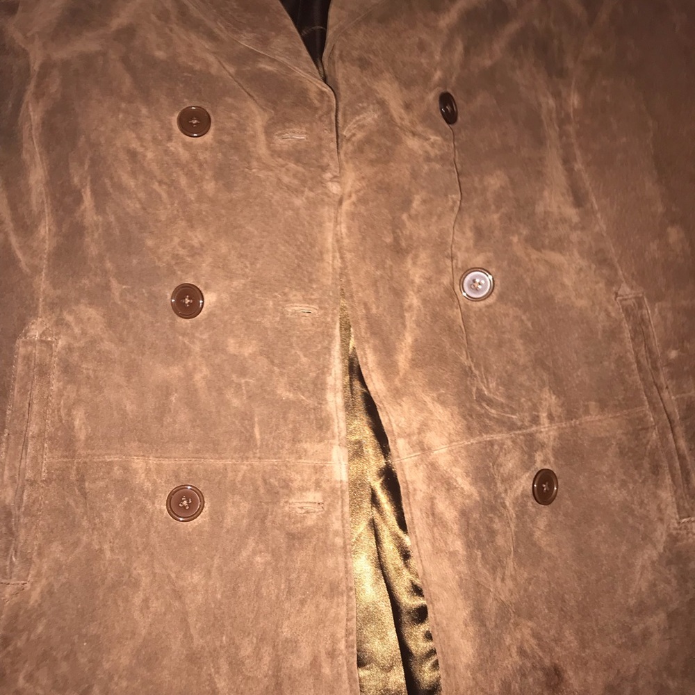 Coat - Picture 2 of 4